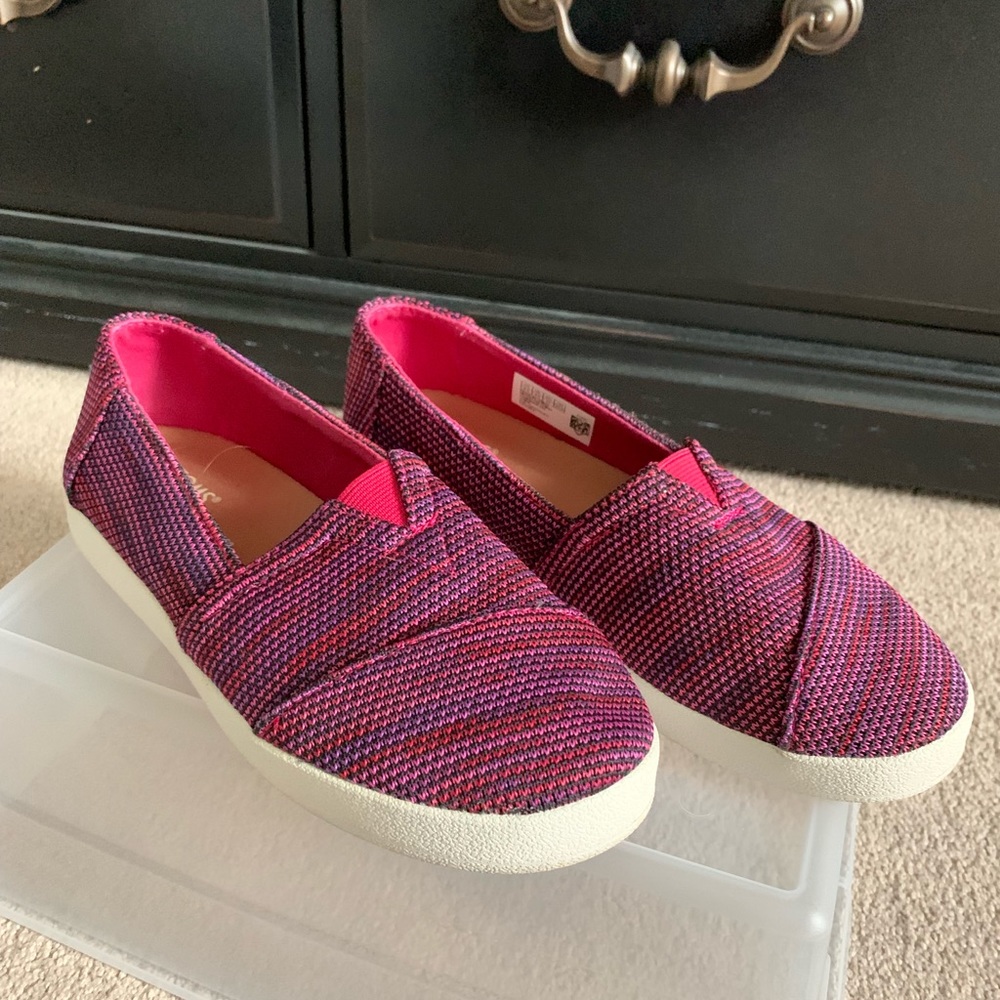 Toms Shoes, size 6.5